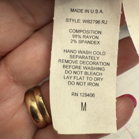 VENUS Womens Medium Fuchsia Ombré Halter Top with Beautiful Beaded Necklace - Picture 10 of 10